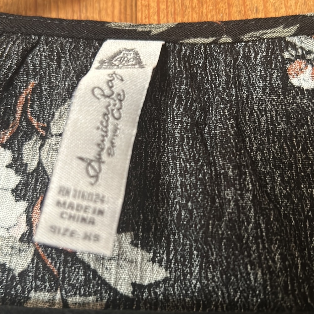 American Rag blouse - Picture 5 of 7